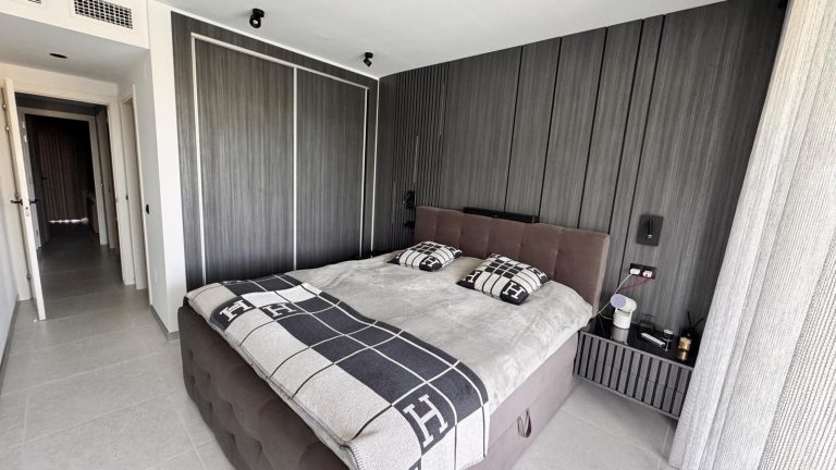 b4f06502edf1a474628d4ccef5b38767 - 8