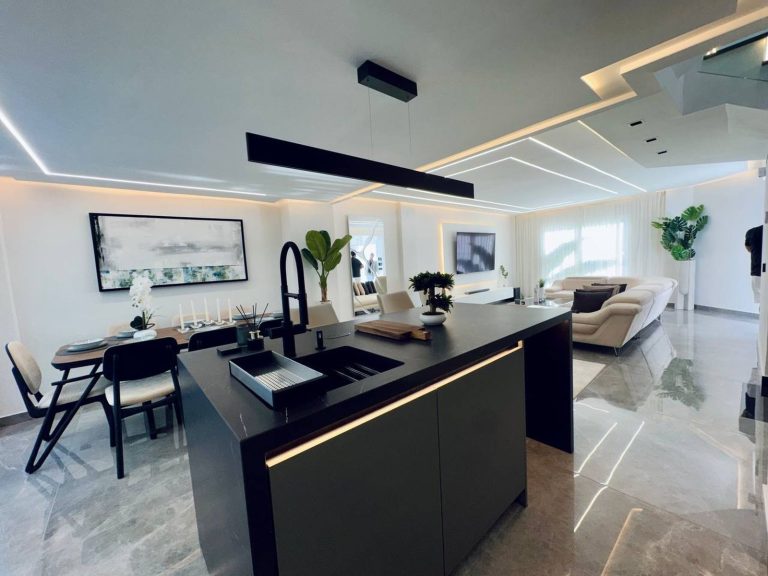 b5bb5757dc69b71cf5473af29e3b773d - 8