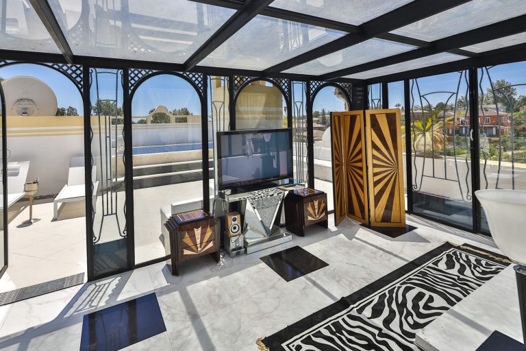 b611da13143979cb4232b6759a53b0bc - 8