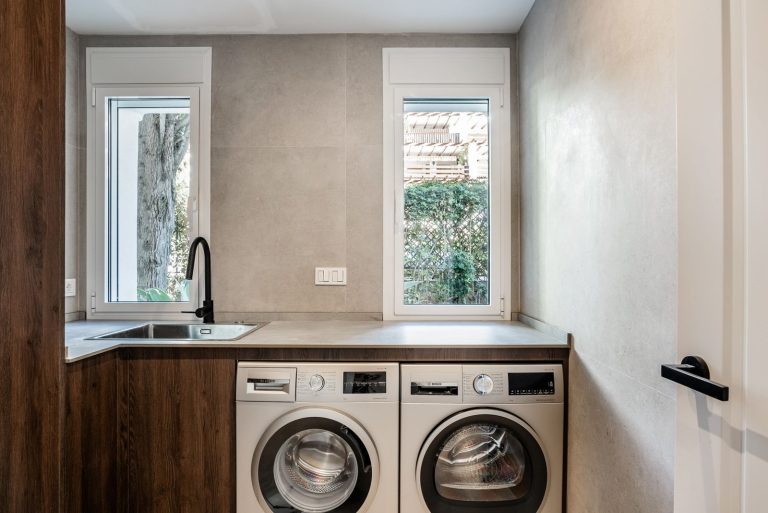 b797974f1cdba44c0f06940887e21f61 - 10