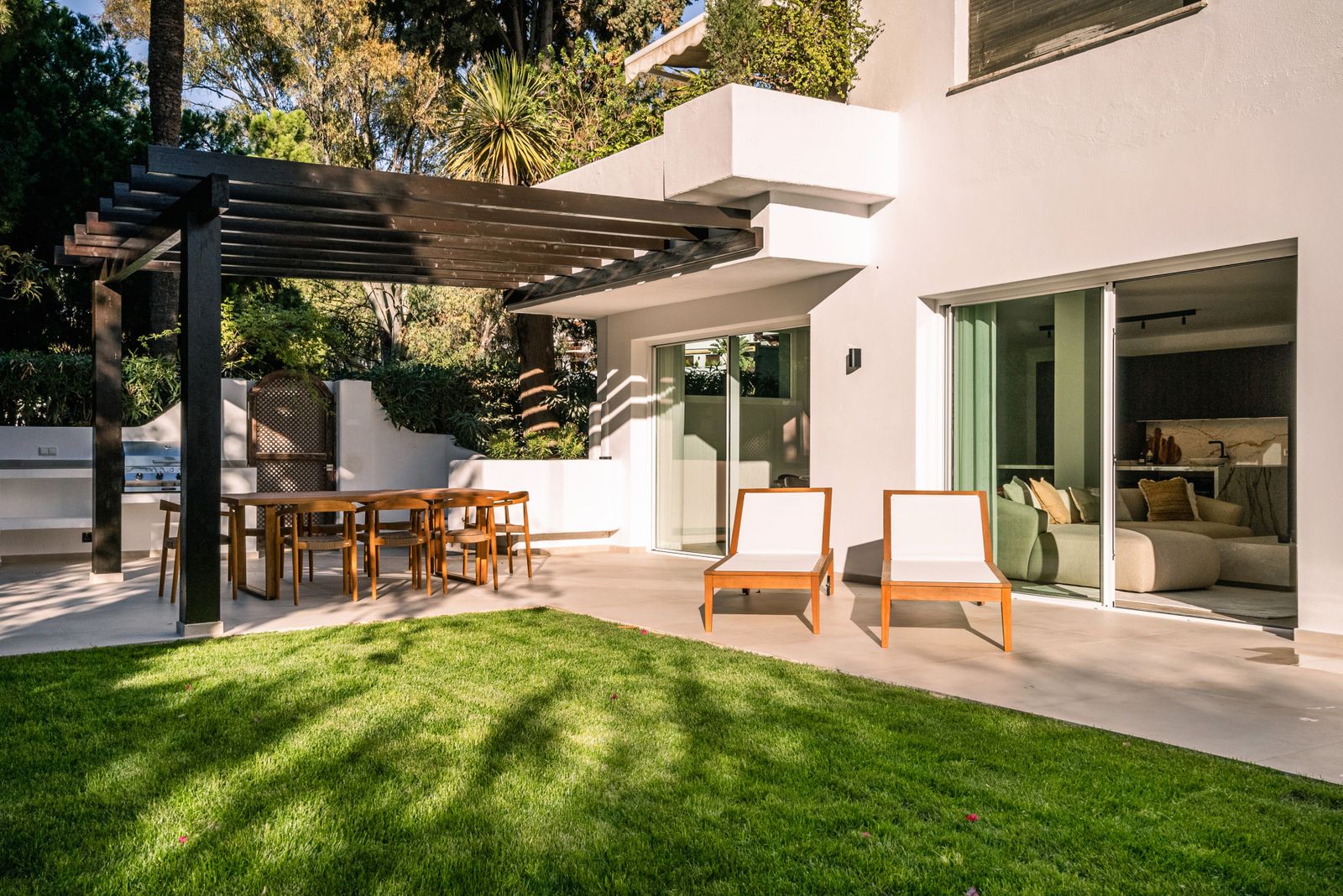 b797974f1cdba44c0f06940887e21f61 - 4