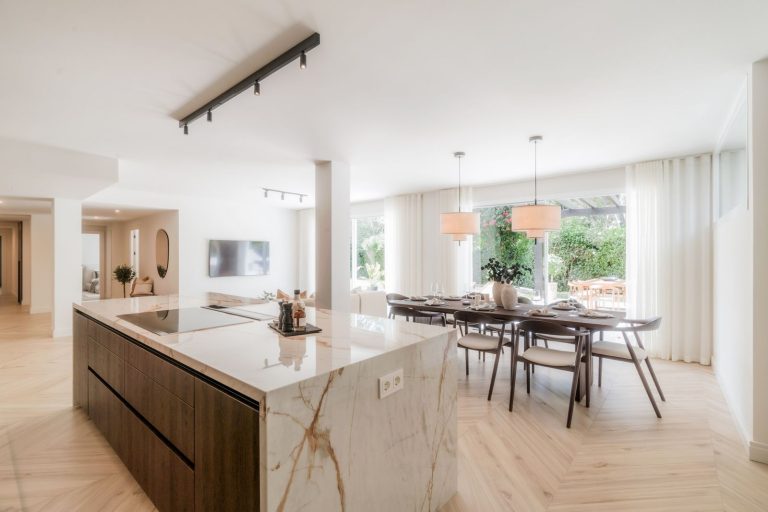 b797974f1cdba44c0f06940887e21f61 - 5