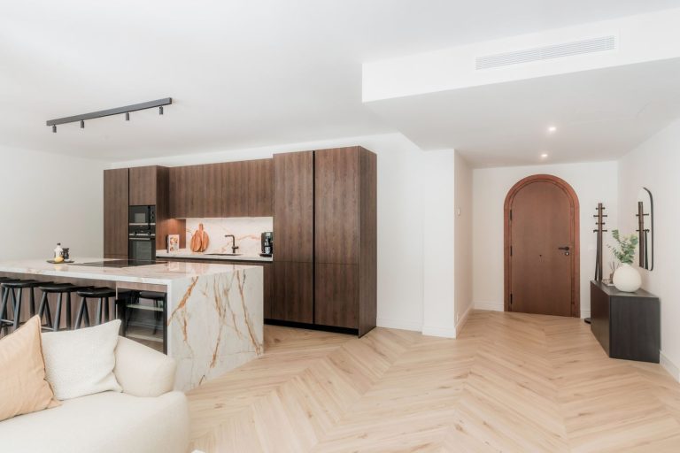 b797974f1cdba44c0f06940887e21f61 - 6