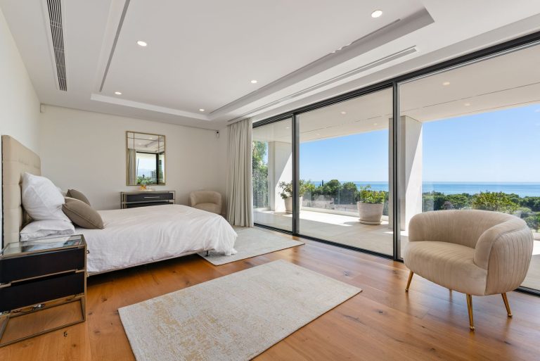 b7a10bb93f456f88be3364086de0700d - 11