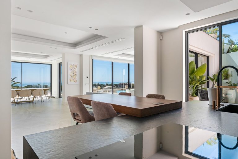 b7a10bb93f456f88be3364086de0700d - 15