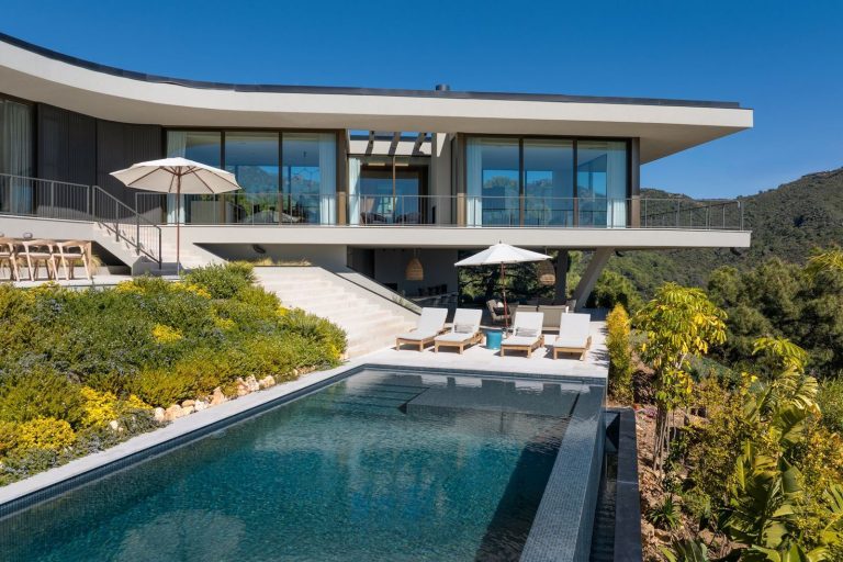 b7af597fa24be63f310561c1e92e0d68 - 10