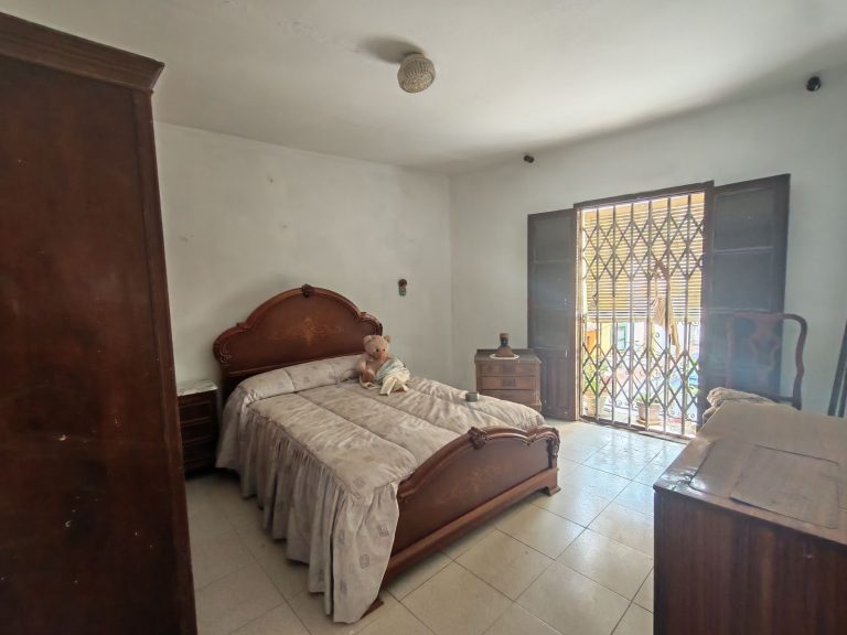 b920b7c614447556312540a305ed8f81 - 11