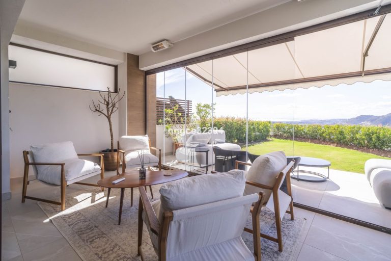 b939ccf48168ac487bcbd9fc8c84a9fc - 16