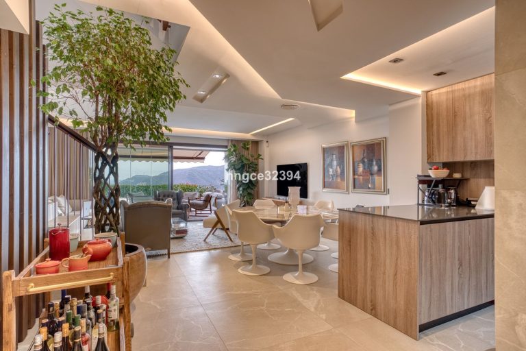 b939ccf48168ac487bcbd9fc8c84a9fc - 8