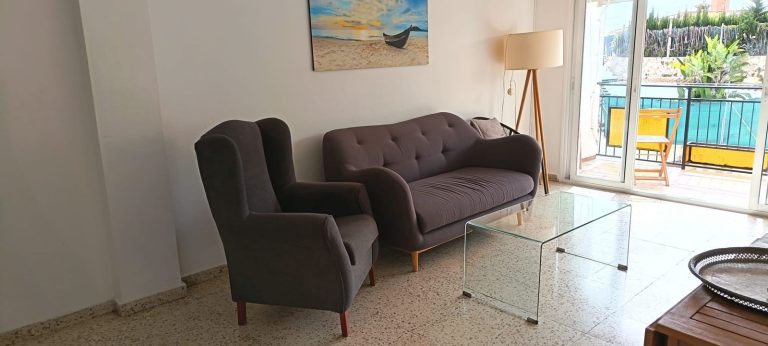 bb0e4614d25496fa0b548c9b083cc07a - 1