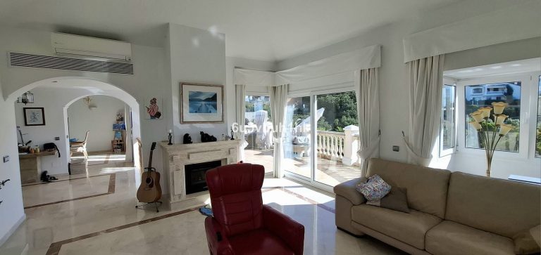 bb883d58d11a4da4a82dbe6f9452cbe5 - 4