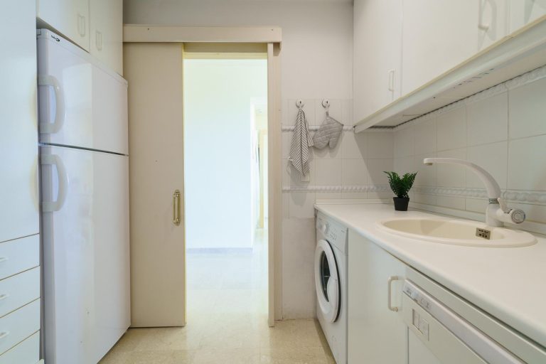 bd06fb1d1d09a81753c447f50bcd06ec - 11