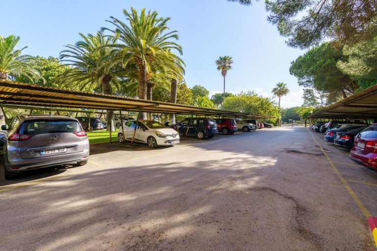 bd06fb1d1d09a81753c447f50bcd06ec - 16