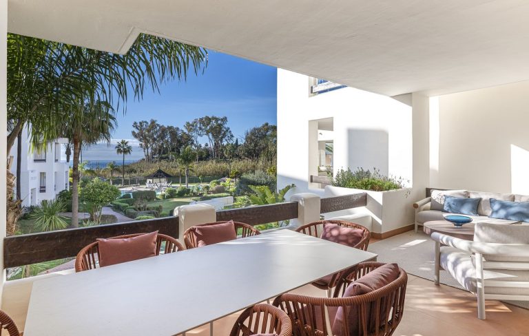 bd09c2c8ea1665638f50bec6ecb866fd - 3