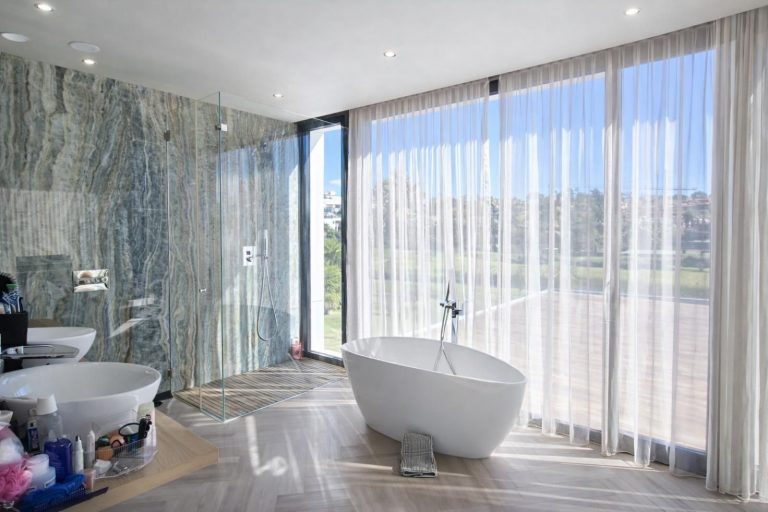 be85590ddd4ba2ebd594ee62c1da77e3 - 14