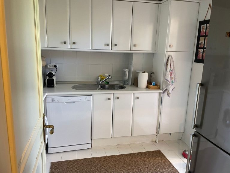 beb803ece863a90c3b9a8e0f1376a664 - 11