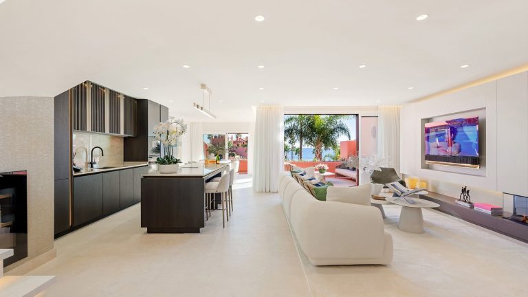 bef9fae3e4a09f9f96ef2ffef99c582a - 3