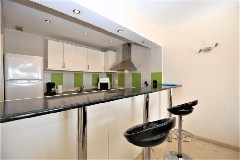 bfba01f3612df072e8d9622e888e7940 - 7