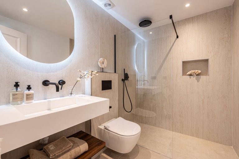 bfbdbd88cace641b655f5b71b19dc4e6 - 14