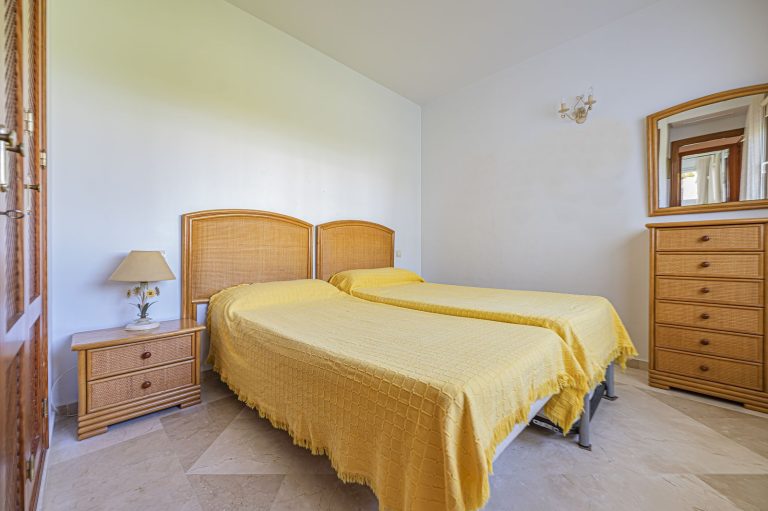 bfd77e5d23c1448c8f8d9a9572d2d039 - 10