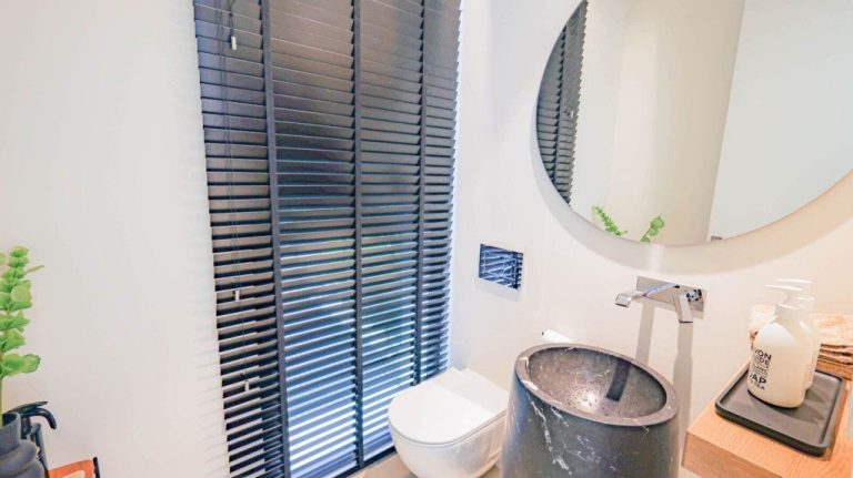 bfe1bca6337357ae651a77dbcd8be644 - 14