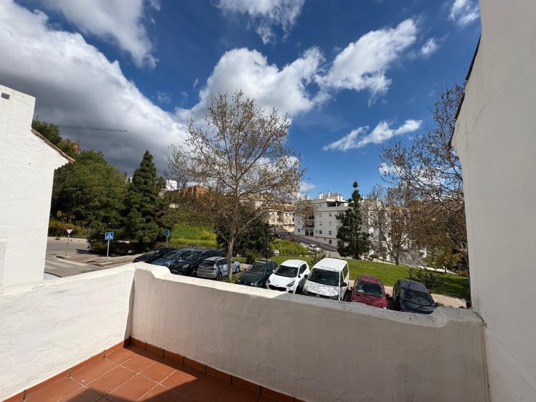 c00cd2a0823935423064efae86d6731e - 2