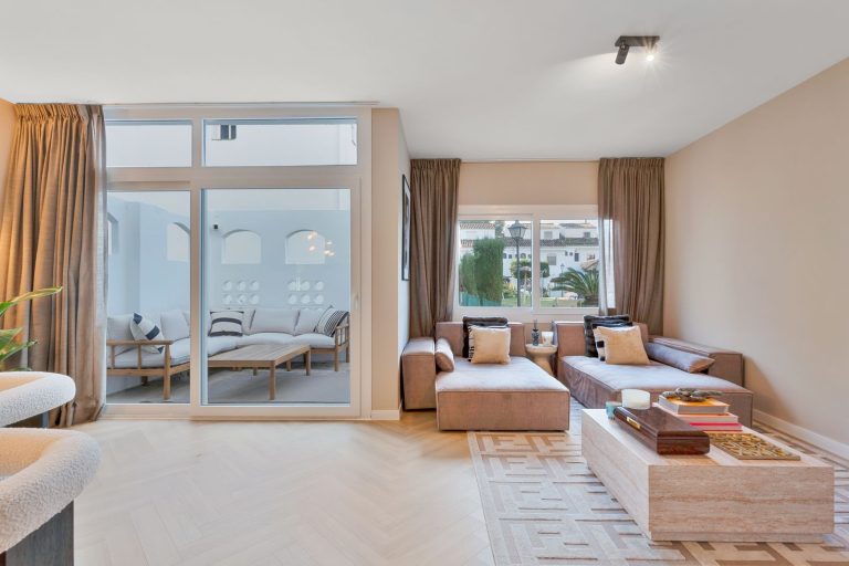 c00d022debb80d4a424f80f691897f1b - 10