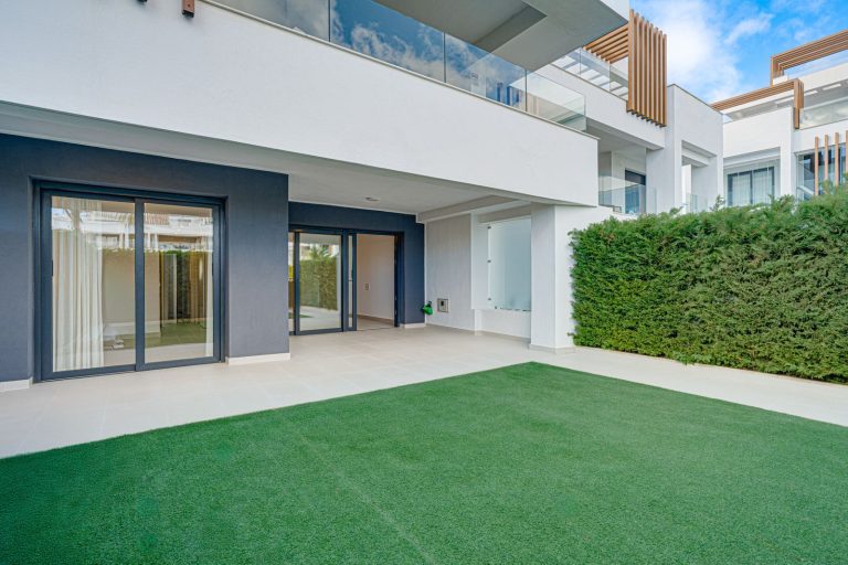 c03174909f0371abf2ce397316a87296 - 2