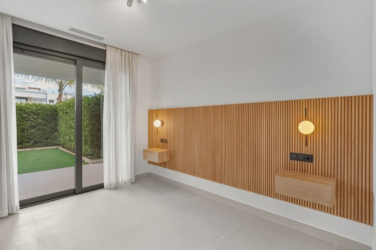 c03174909f0371abf2ce397316a87296 - 3