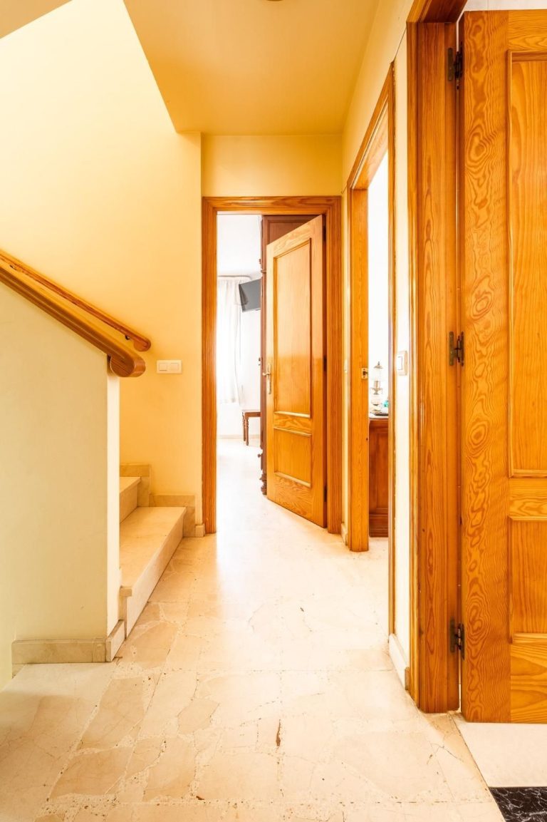 c239faadd599ba02d9c7f9a5f73652ca - 16