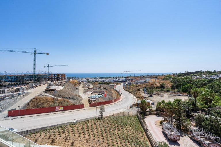 c31c5e0b2bb0d2f9b7f13730df0987b5 - 12