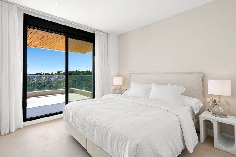 c31c5e0b2bb0d2f9b7f13730df0987b5 - 15