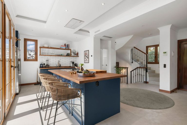 c4ddf25d969a4752e1c04553791a676c - 10