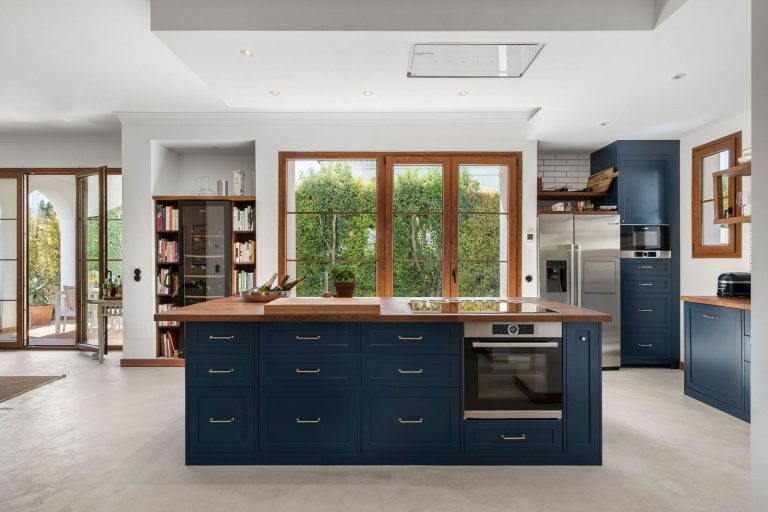 c4ddf25d969a4752e1c04553791a676c - 12