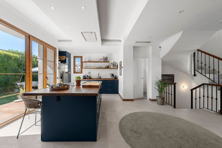 c4ddf25d969a4752e1c04553791a676c - 9