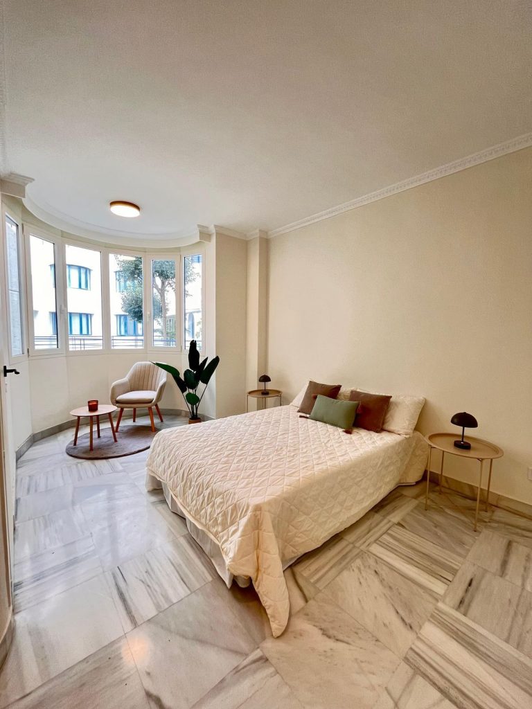 c5b06ee7f56bc8f1715bbafcbf462340 - 10