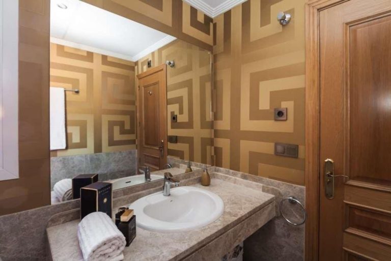 c64ecad50c8906b4d6bce2a680045a6c - 14