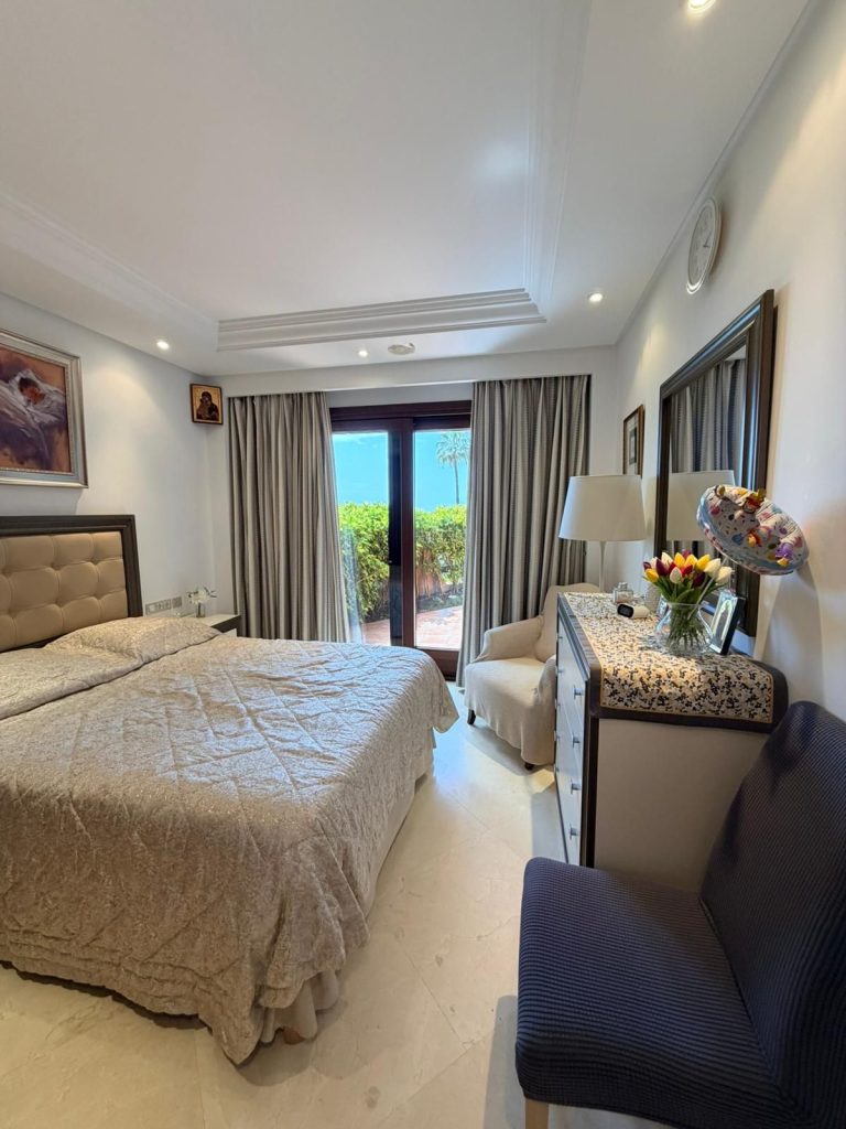 c84101f1f382ee12e83c253a703cfc46 - 13