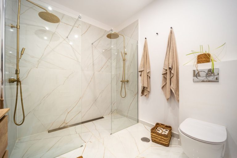 c89b3a2c9dbdbe454bd6a143e3cfe20e - 16