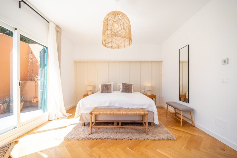 c89b3a2c9dbdbe454bd6a143e3cfe20e - 2