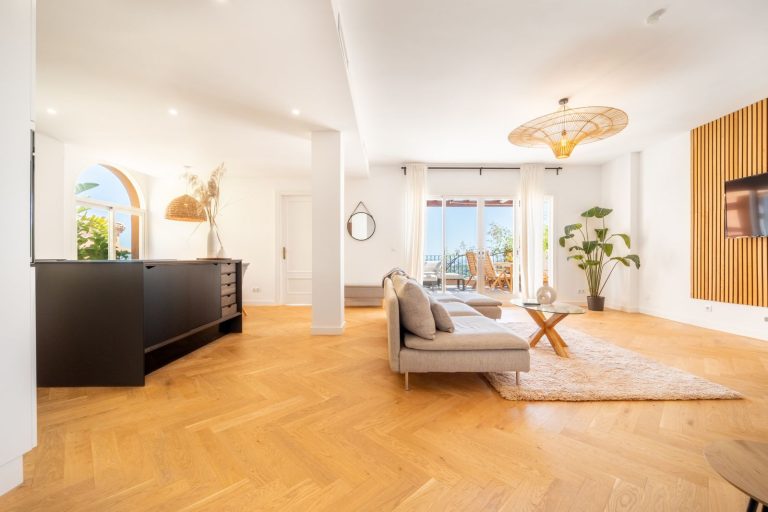 c89b3a2c9dbdbe454bd6a143e3cfe20e - 9