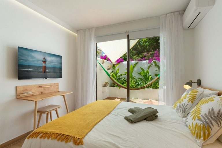 c8a0d513f8b22a9b048b4efdd366645a - 8