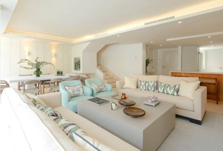 c932654b5ade1c942d8cbe51aec6735e - 7