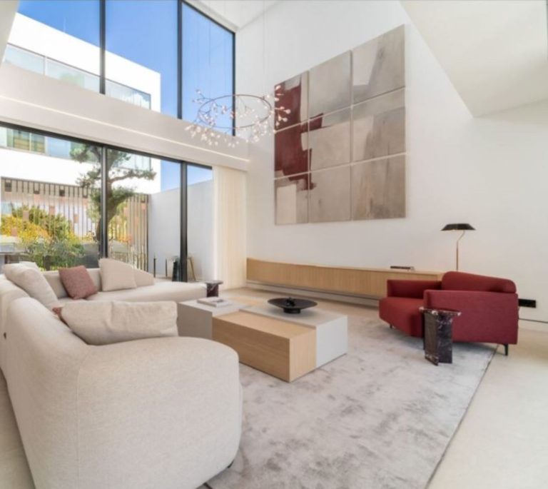 c967c08d86ad261c4df3eb002216332b - 3