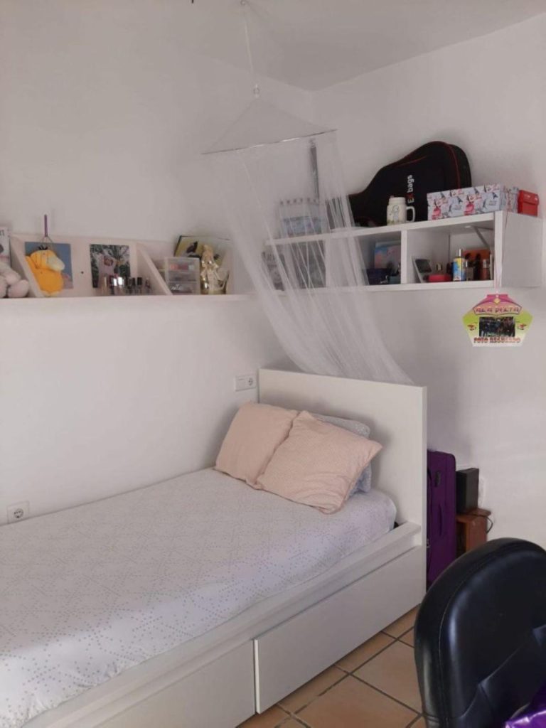 cb37153eb7e1569bd3d1a16e7bb100eb - 2