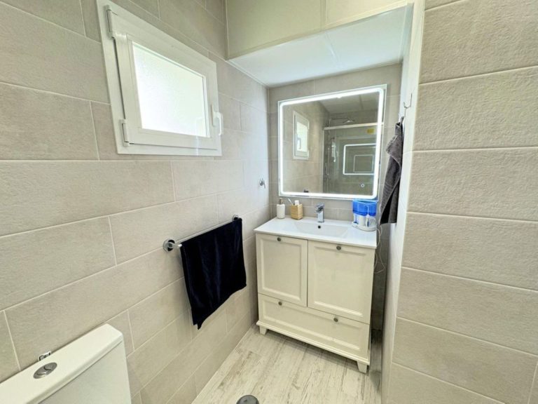 cbec3b4b773ce4f2b76bbdfbb9e4377d - 11