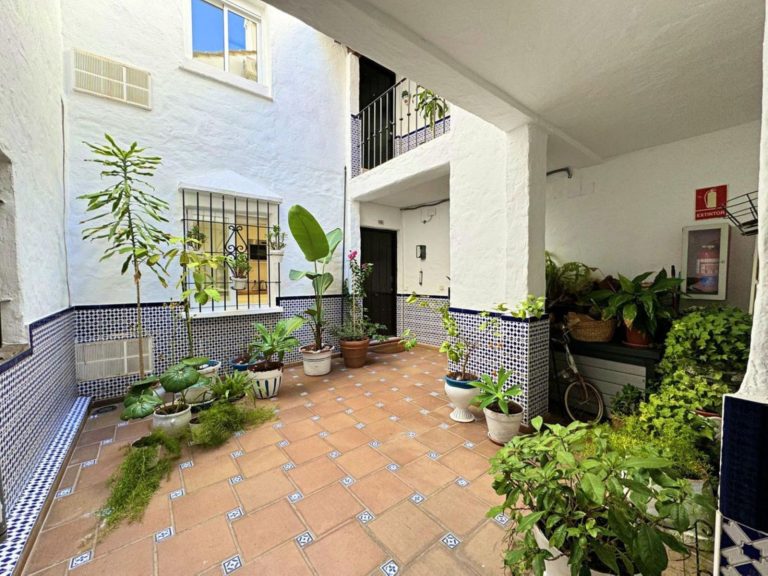 cbec3b4b773ce4f2b76bbdfbb9e4377d - 2