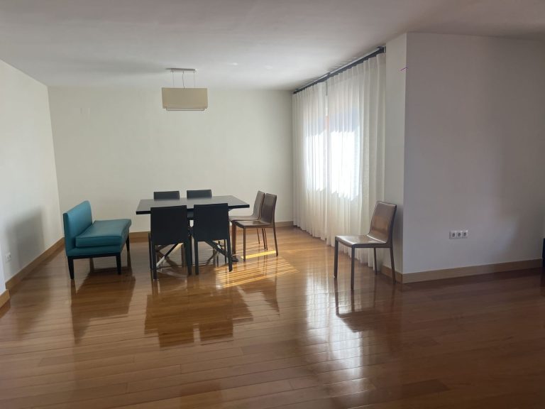 ccdc09b1c48240a89a9aed8fa4781609 - 7