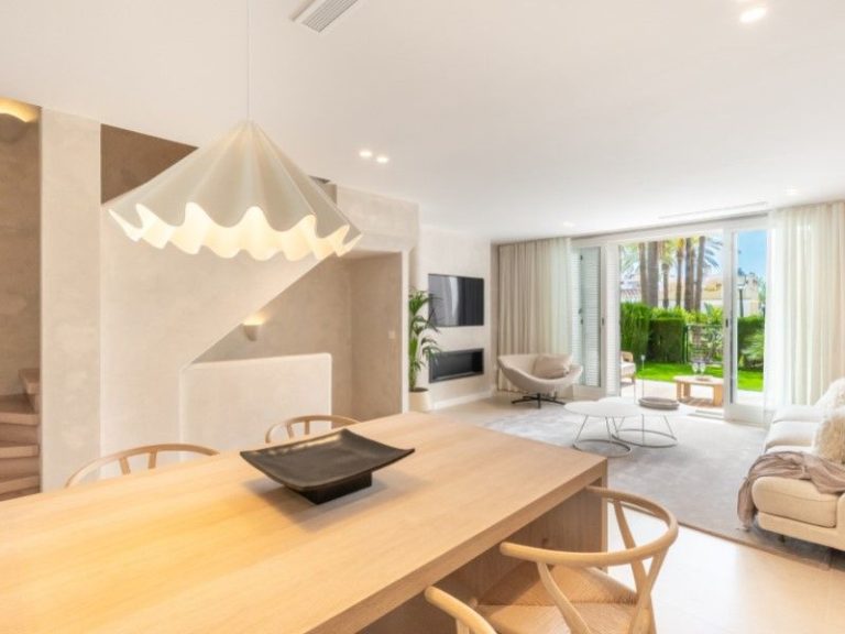 cce929146bcc3a891cc4d956c09bf0be - 1