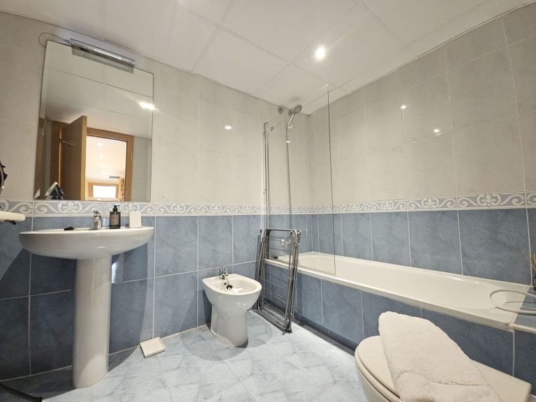 cdce576bb885d37d2feb8c7234aa8918 - 15